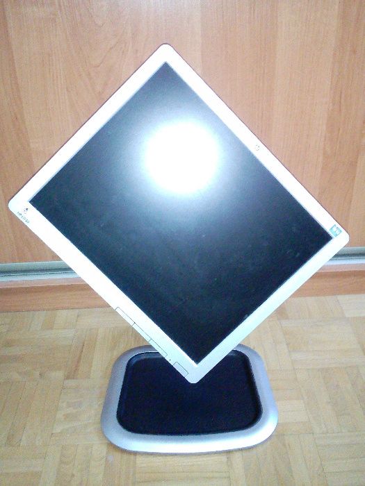 Monitor HP L17550