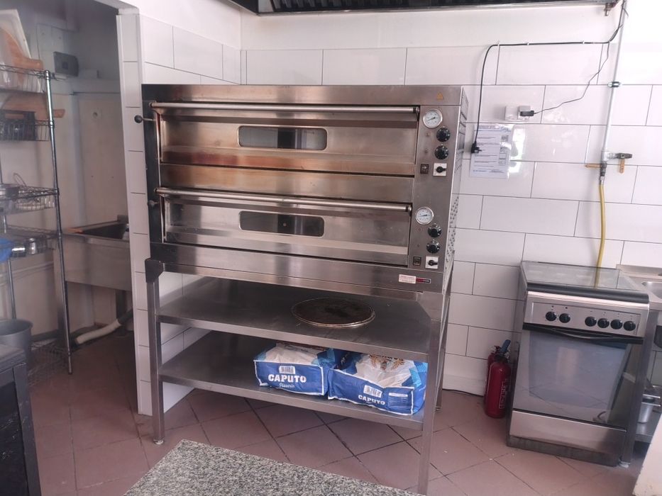 Piec do pizzy Red Fox e12