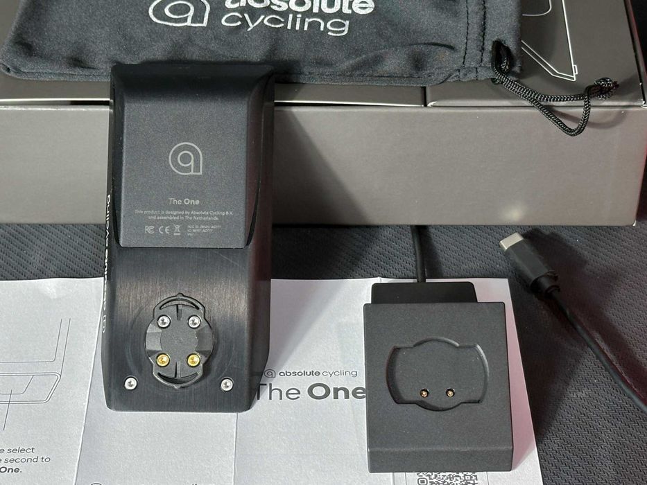 Absolute Cycling THE ONE – komputer rowerowy GPS premium + Uchwyt A