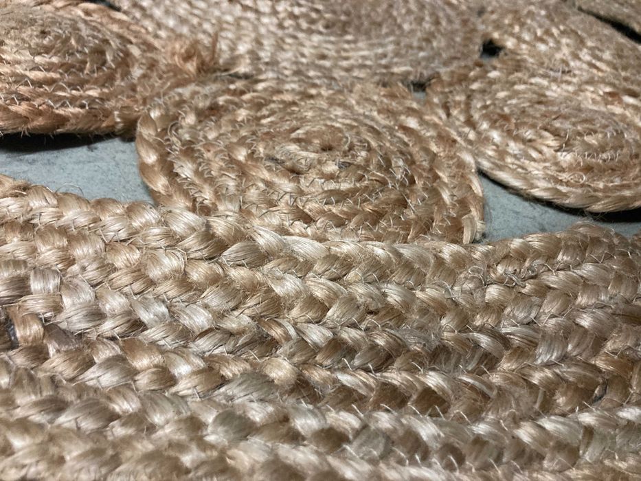 Tapete em sisal, usado, 125 cm diâmetro