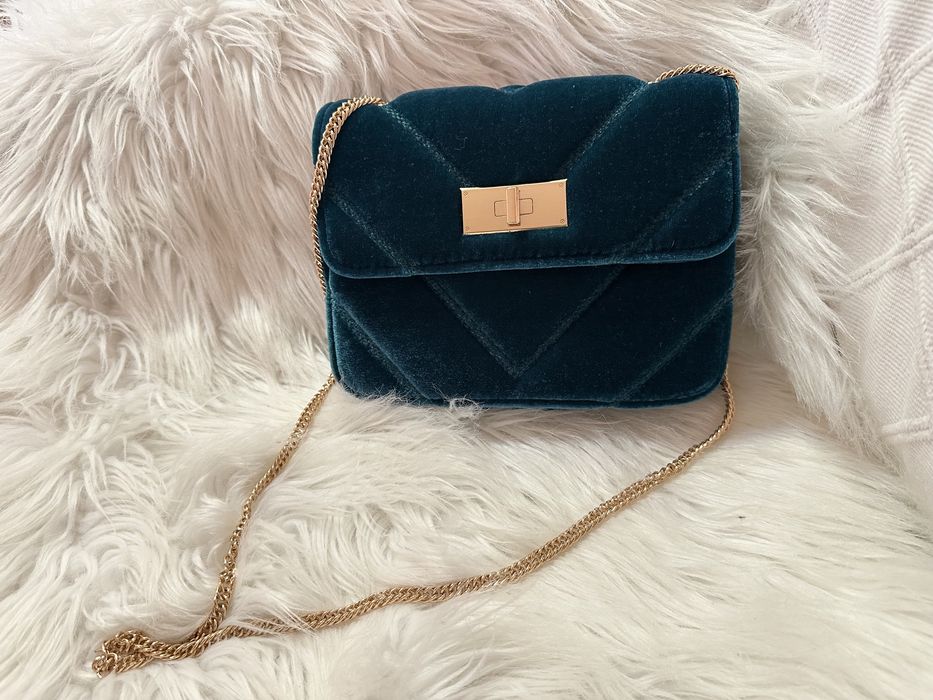 Mala em Veludo Azul Petroleo