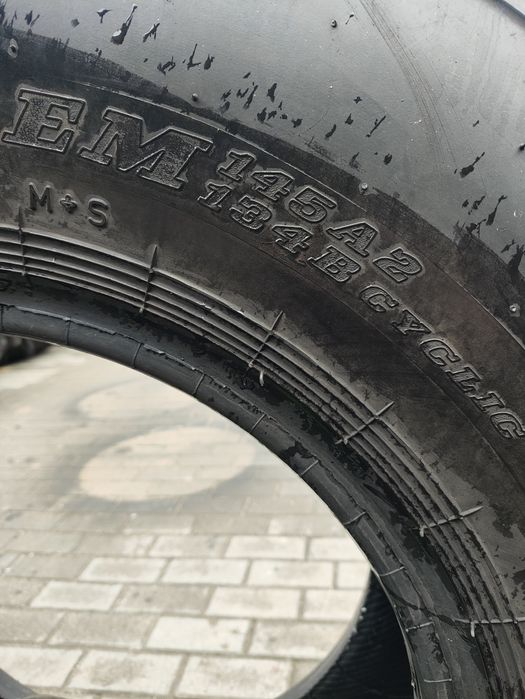 Opona 335/80R18 ( 12.5R18 ) 145A2 Dunlop SP T9