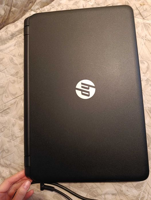 Продам ноутбук HP 15-1009wm