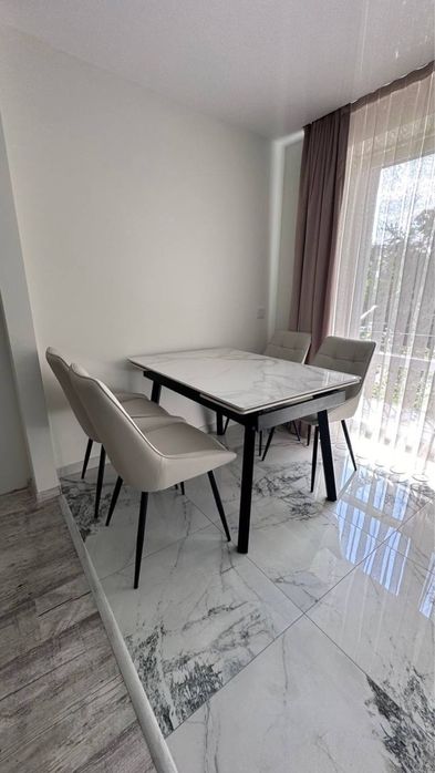 Продається квартра на 2 поверсі