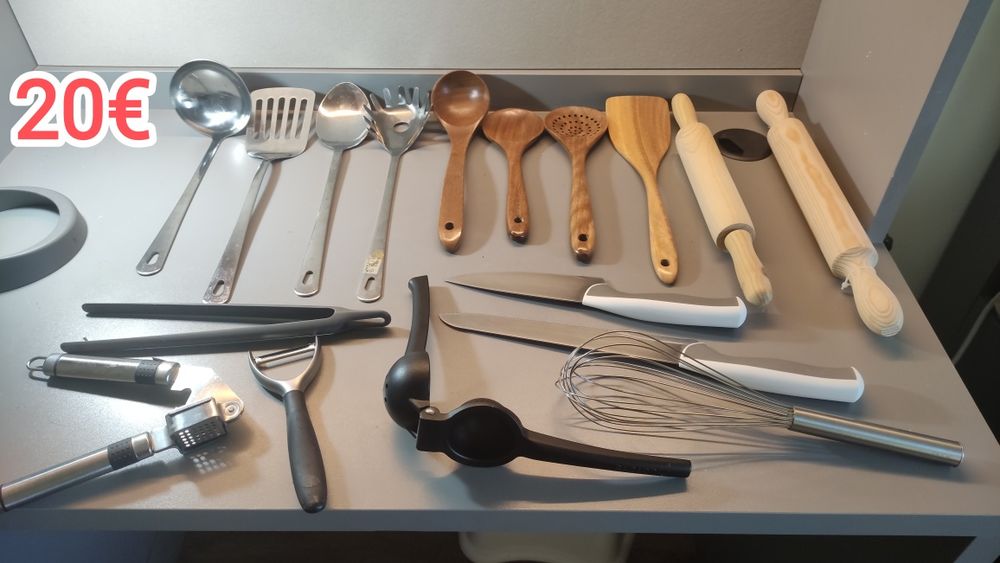 Kitchen stuff / kitchen utensils494833974253332483