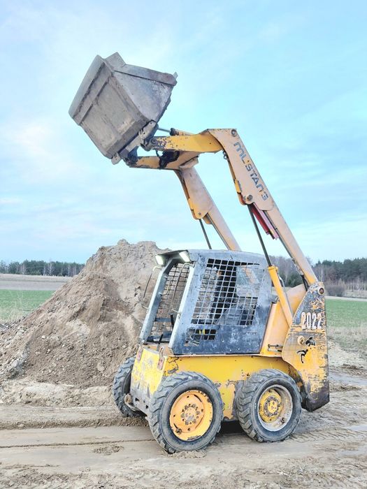 MUSTANG 2022 Miniładowarka Bobcat mini koparko ładowarka Cat 2000kg. 125cm.
