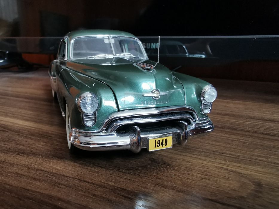 1/24 Danbury mint 1949 Oldsmobile 88 coupe: 4 000 грн