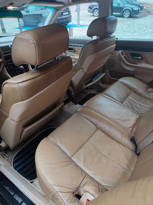 BMW série 7 E38 725 TDS