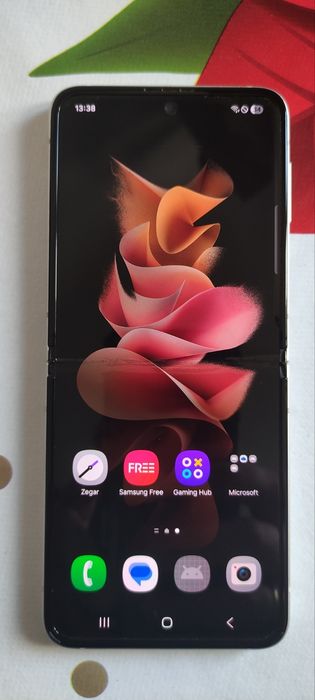 Samsung galaxy z Flip 3 5g