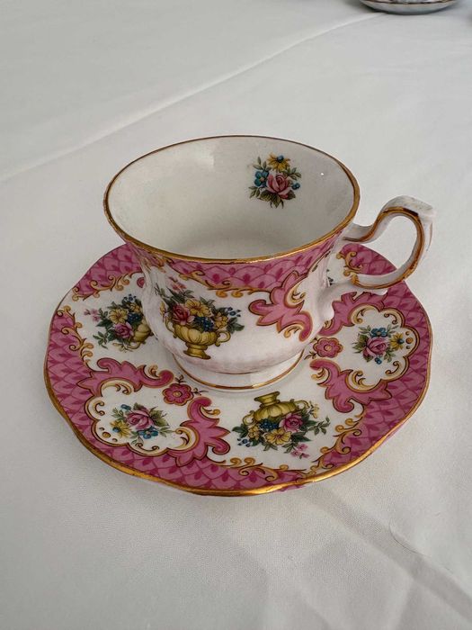 Chavena de café de porcelana inglesa