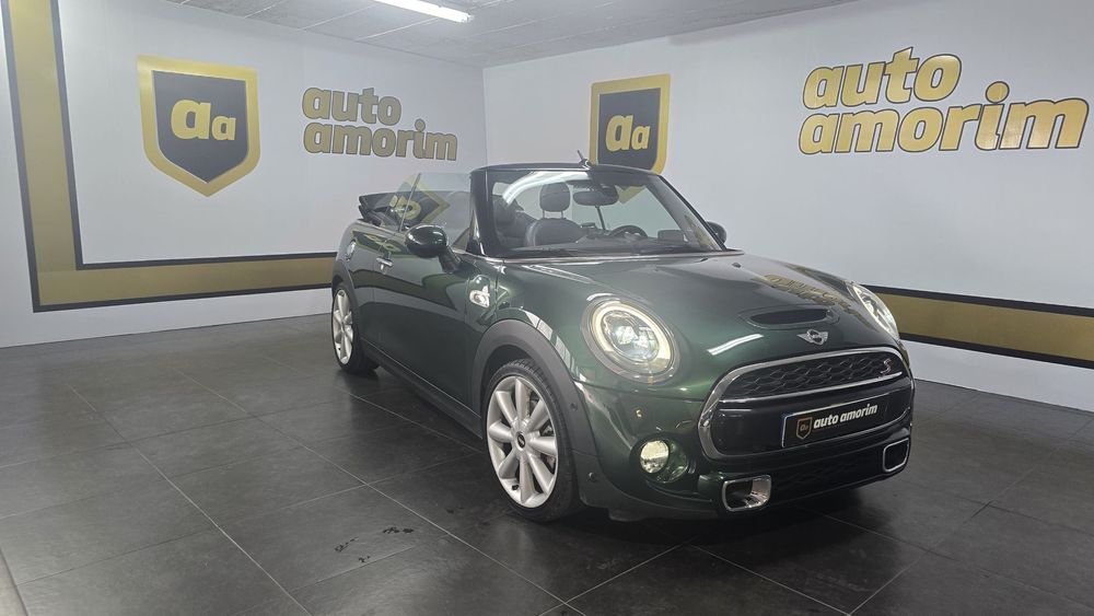 MINI Cabrio Cooper S Sidewalk