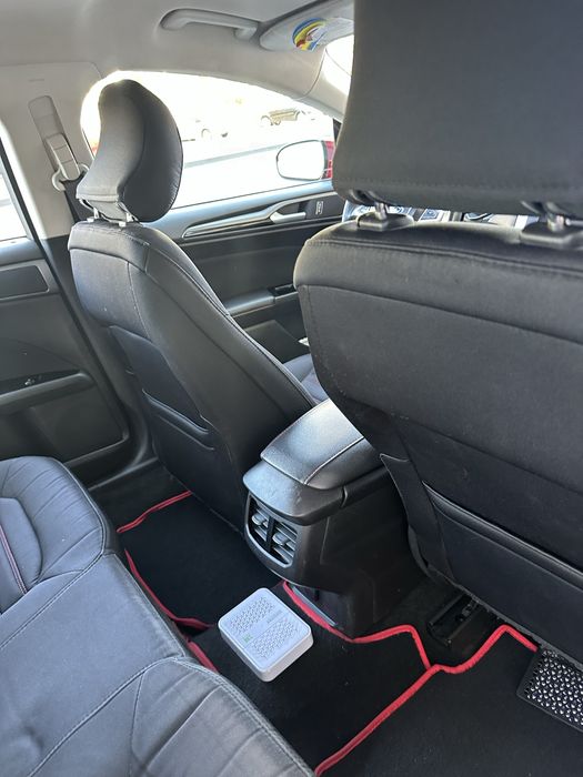 Автомобіль Форд Фьюжн