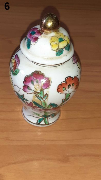 Várias porcelana antiga made in China e Macau