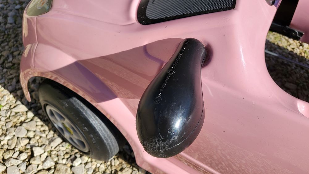 Carro a pedais Renault Twingo