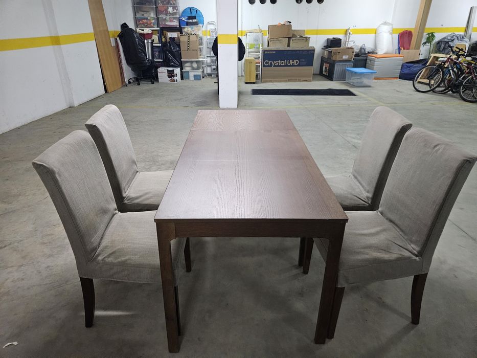 Mesa Jantar 4 a 8 lugares