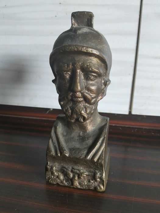 Busto de bronze antigo