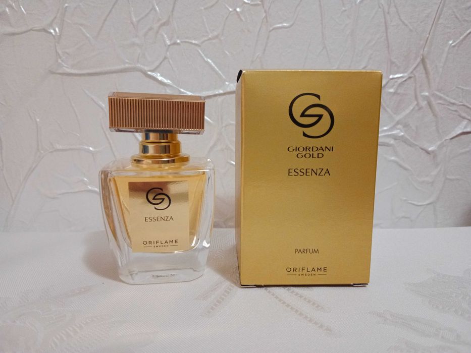 Perfumy Giordani Gold Essenza