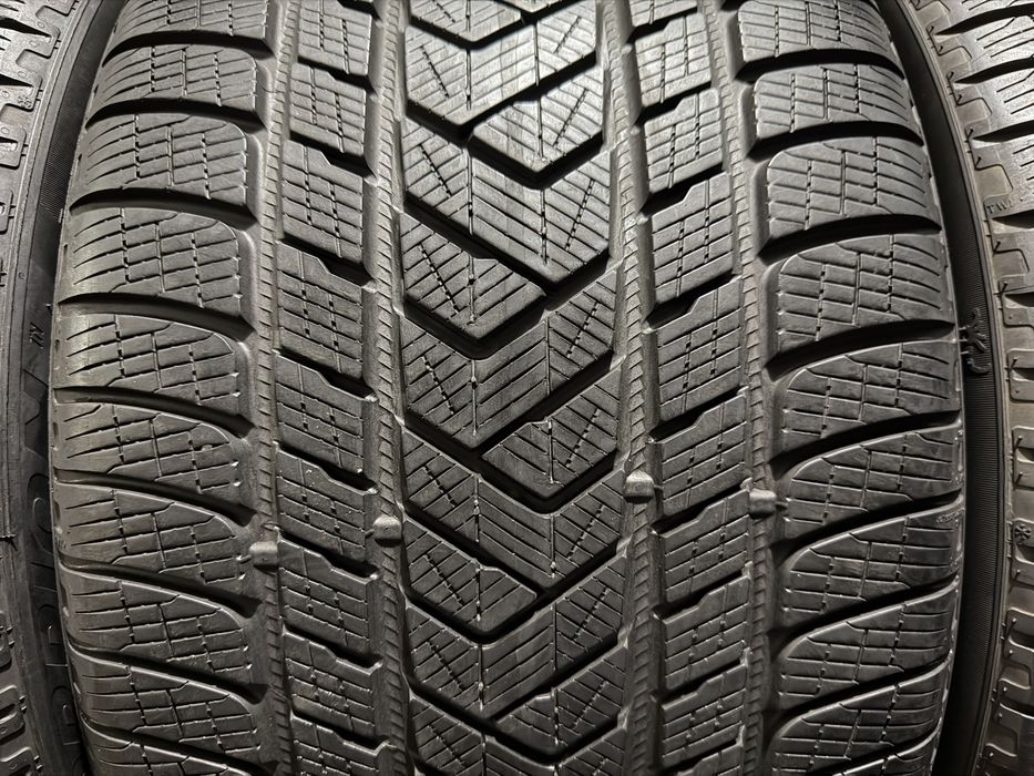 275/35 315/30 r22 Pirelli
