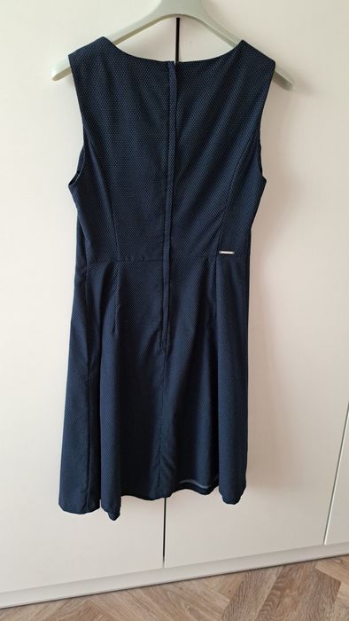 Biznesowa granatowa sukienka Orsay XS