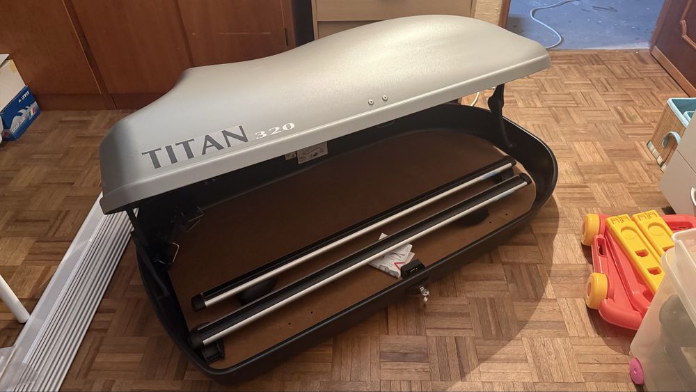 Mala tejadilho com barras