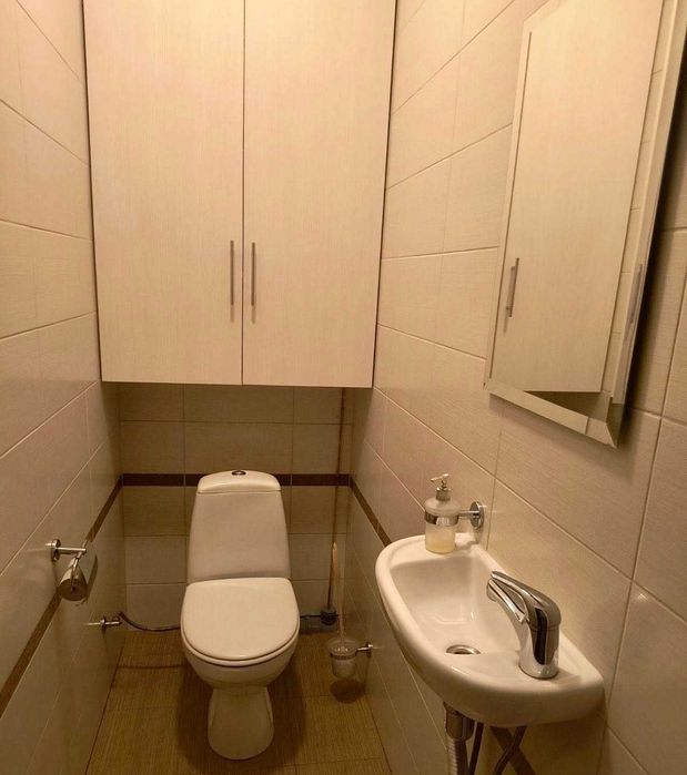 Продаж 3К з ремонтом  Обухів вул.Академічна 104 м2