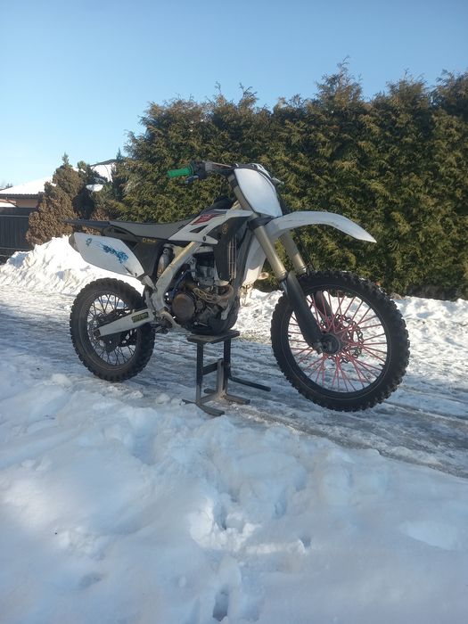 Cross YAMAHA YZ  250f