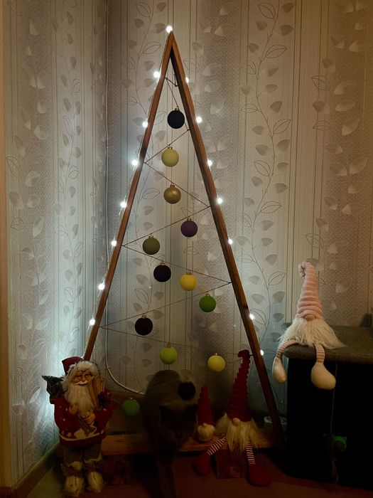 Деревʼяна еко ялинка