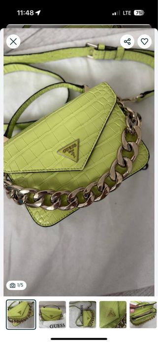 Сумка через плече від Guess