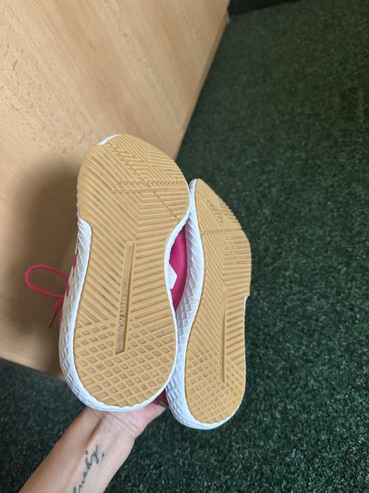 Кросівки для дівчинки “Adidas”,34 розмір