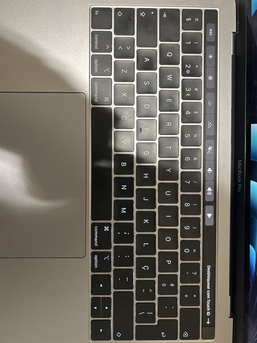 Macbook pro 13” 2020 i5 Touch bar 8 GB SSD 128 GB