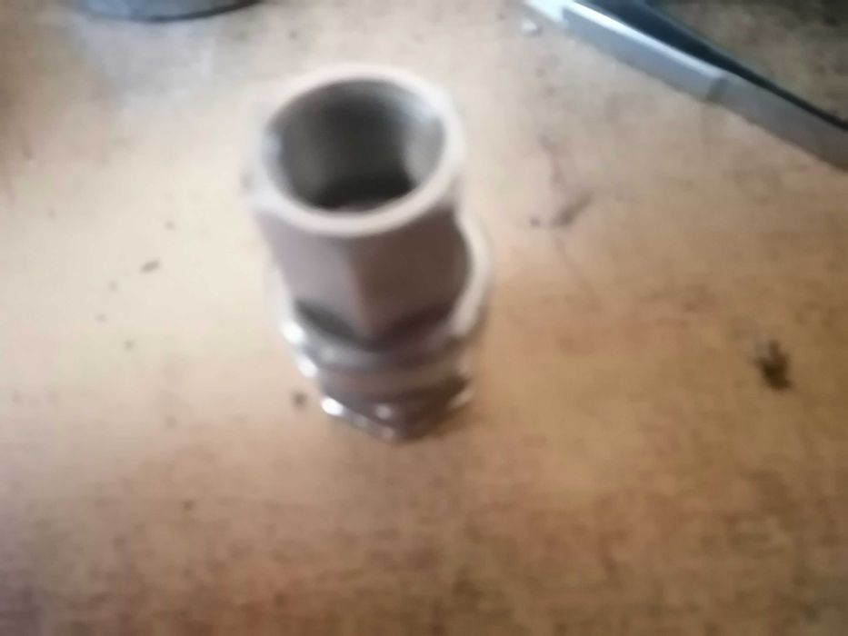 Продам штуцера и  переходники для сжатого воздуха