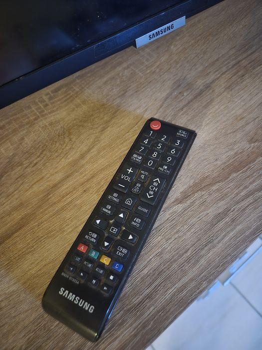Telewizor  tv samsung 55 cali UE55NU7102KXXH
