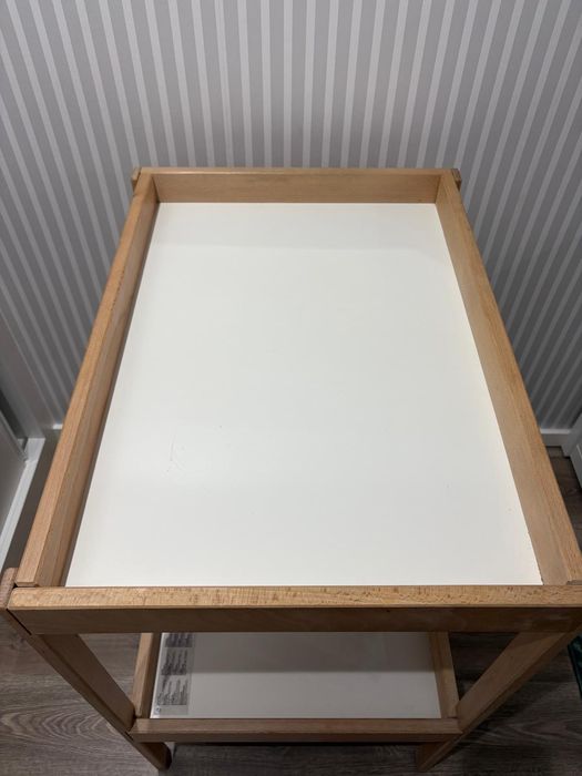 Muda Fraldas Ikea
