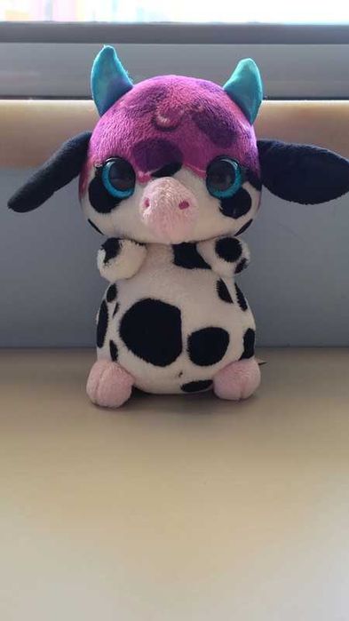 Varios peluches marca Tysilk