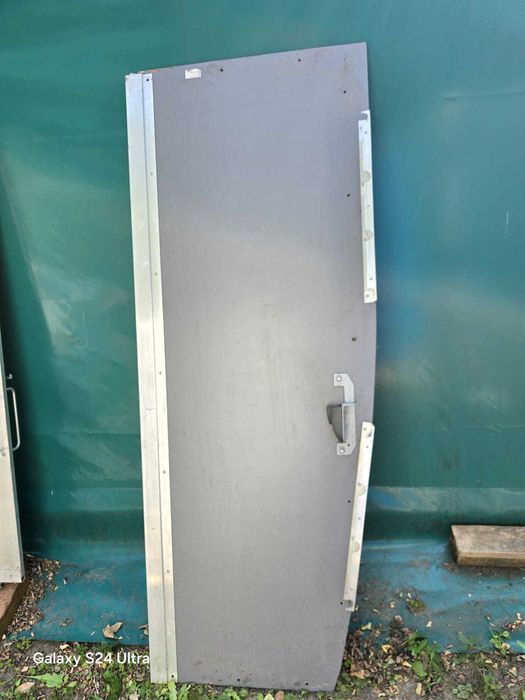 Sprinter W906 Zabudowa ŚCIANY GRODZIOWEJ