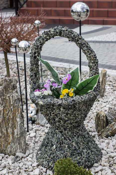 Donice  z betonu do ogrodu