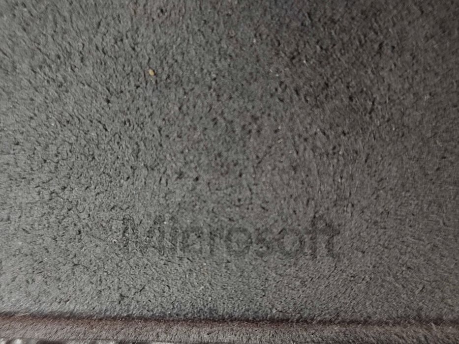 Чохол-клавіатура Microsoft Surface
