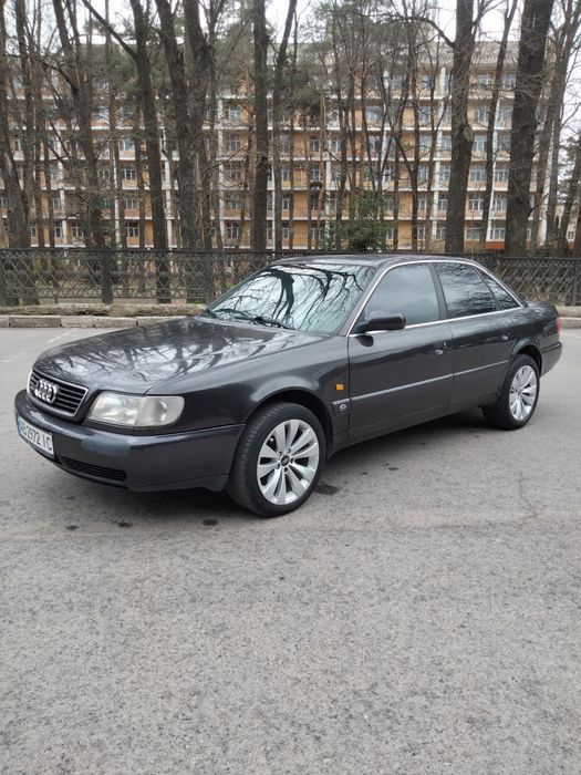 Продам AUDI A6 C4
