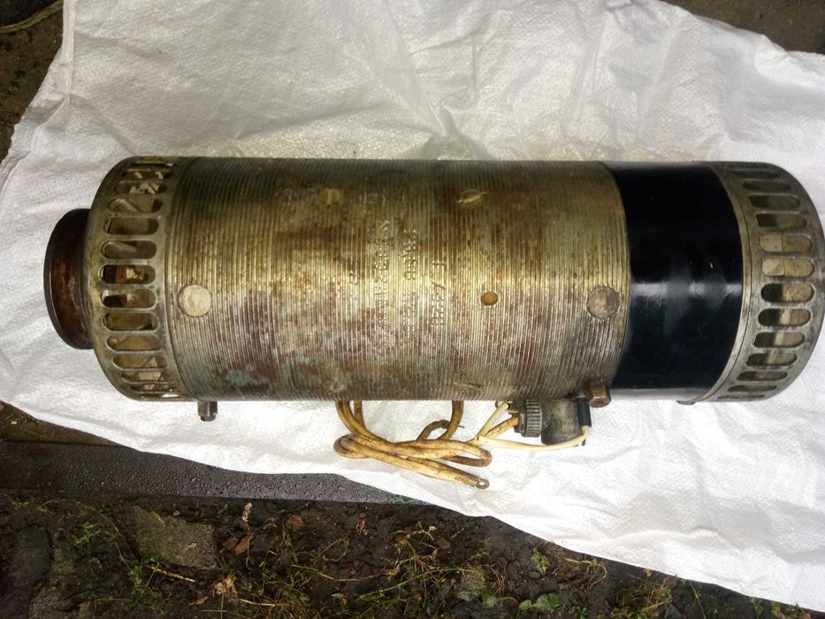 Генератор  Г-732В (28.5В /1.2кВт). Б/У （Белаз）