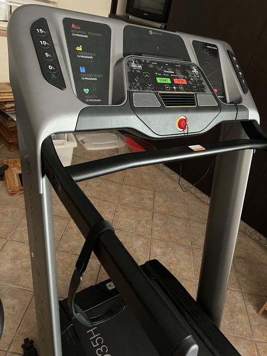 Passadeira Domyos Intense Run PRO35H – 22 km/h e inclinação automática