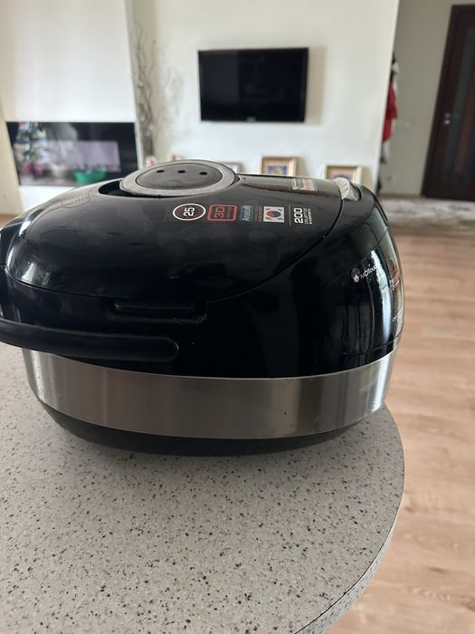 Мультиварка Redmond