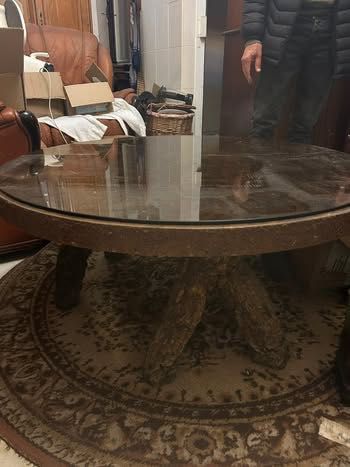 Mesa feita à mão em madeira de sobreiro