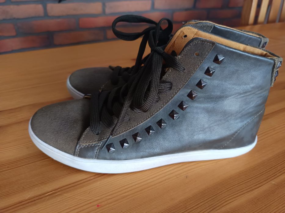 Buty NylonRed rozm 40 skóra / mat syntetyczny
