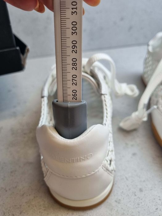 Buty firmy Valentino