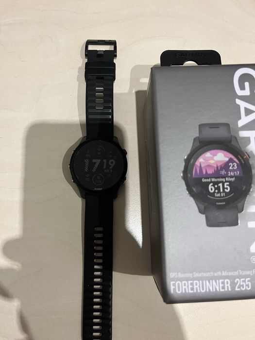 Garmin forerunner 255