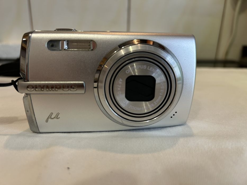 Продам фотоапарат Olimpus M-1010