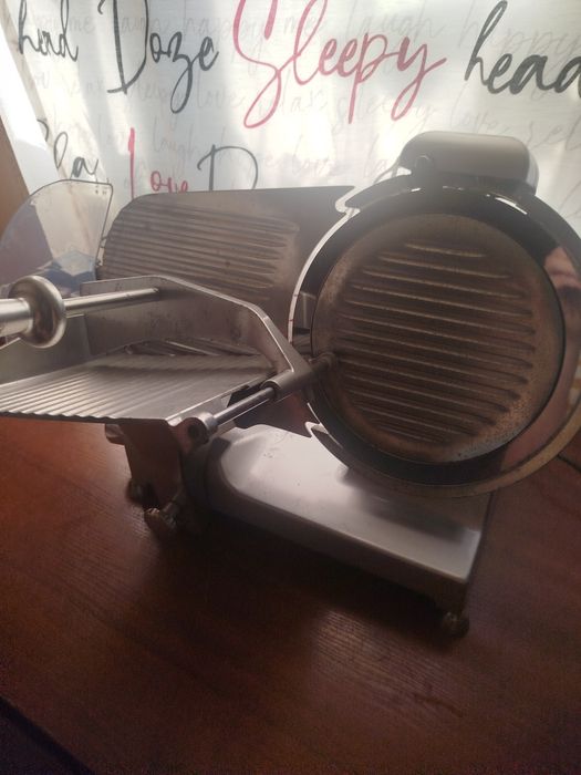 Krajalnica do wędlin przemysłowa