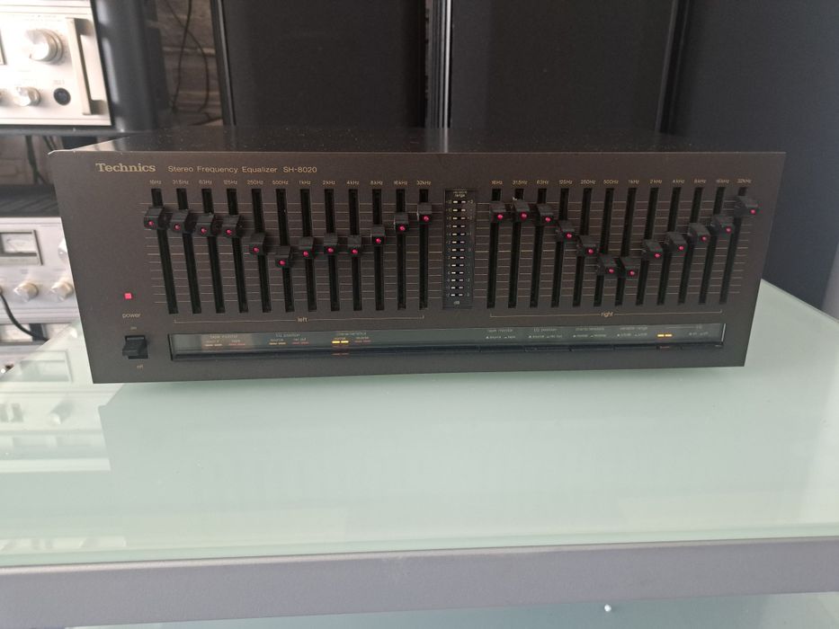 Equalizer Technics sh 8020
