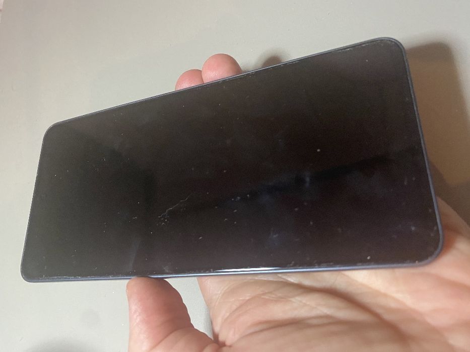 Продам свой OPPO Reno13 F  - 16gb RAM / 512 gb встроенной памяти, камера 50 мегапикселей