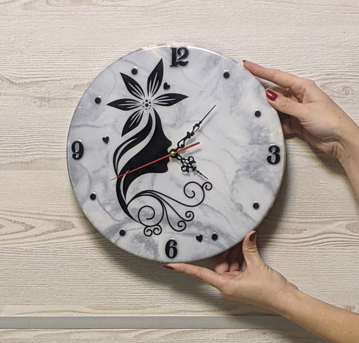 Годинник  з епоксидної смоли